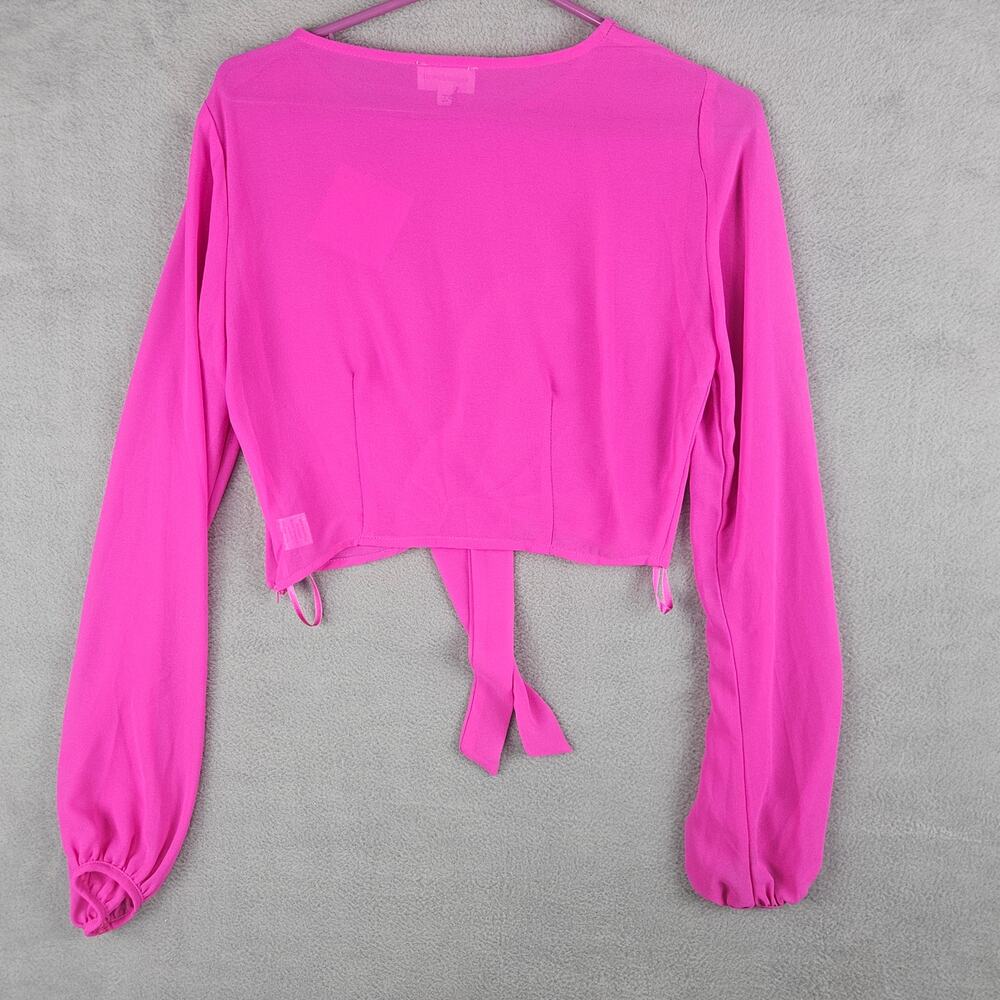 Jemma Tie Front Shirt in Fuchsia
superdown Fushsia - Picture 5 of 8